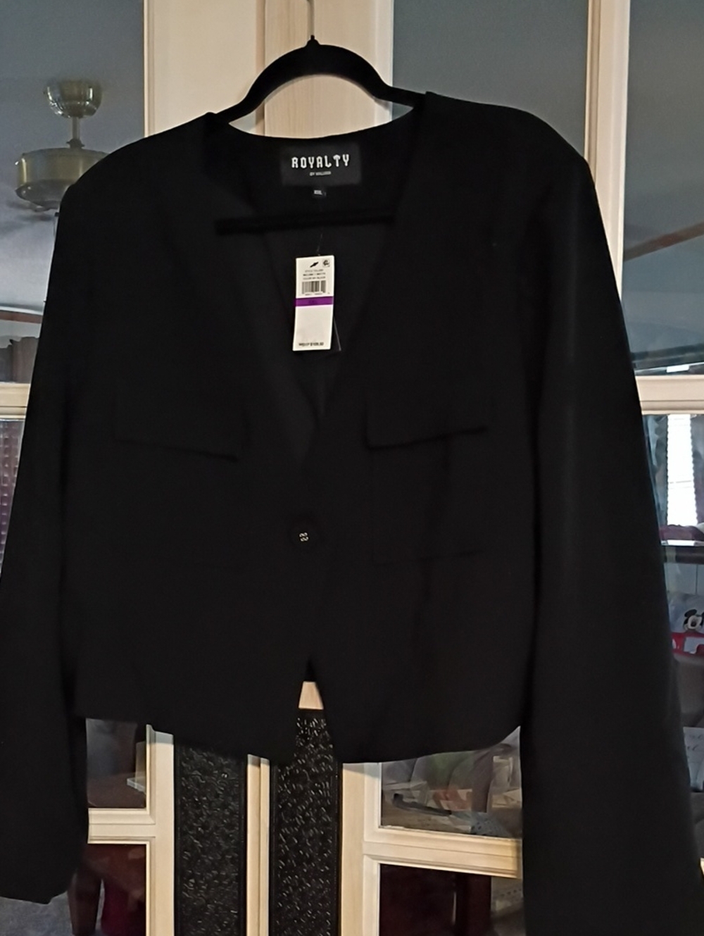 Royalty For Me Black Cropped Single-Button Blazer
